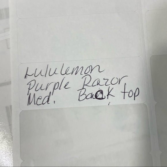 Lululemon tank built in bra small - Picture 4 of 7